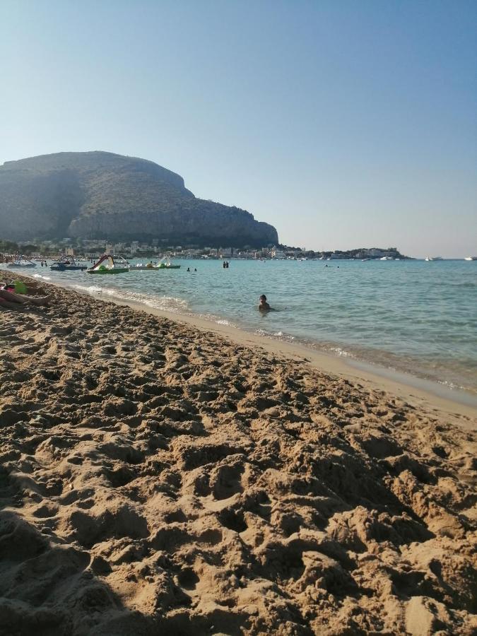 Casa Vacanza Mondello Relax Villa Palermo Exterior foto